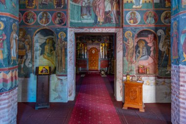 Snagov, Romanya, 7 Ağustos 2023: Romanya 'daki Snagov manastırının içi