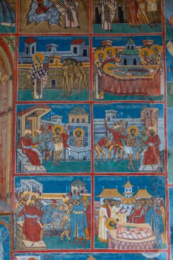 Voronet, Romanya, 17 Ağustos 2023: Romanya 'daki Voronet manastırındaki Fresklerin Detayları