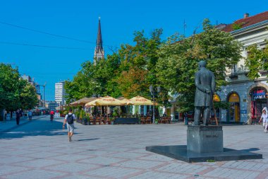 Novi Sad, Sırbistan, 24 Temmuz 2023: Sırp kenti Novi Sad 'ın merkezinde sokak