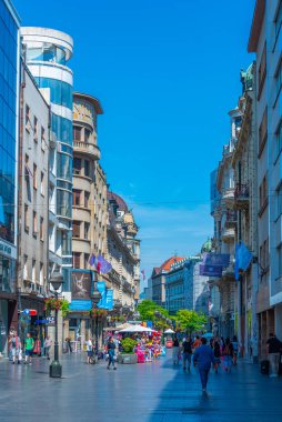 Belgrad, Sırbistan, 30 Temmuz 2023: Belgrad, Sırbistan 'da Kneza Mihaila Caddesi.