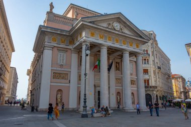 Trieste, İtalya, 21 Haziran 2023: İtalyan kenti Trieste 'nin merkezinde Piazza della Borsa
