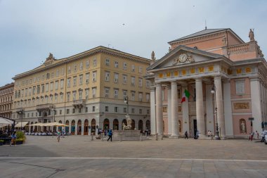 Trieste, İtalya, 22 Haziran 2023: İtalyan kenti Trieste 'nin merkezinde Piazza della Borsa
