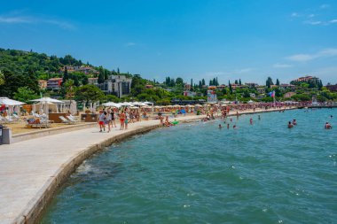 Portoroz, Slovenya, 23 Haziran 2023: Slovenya tatil beldesi Portoroz 'daki lüks oteller