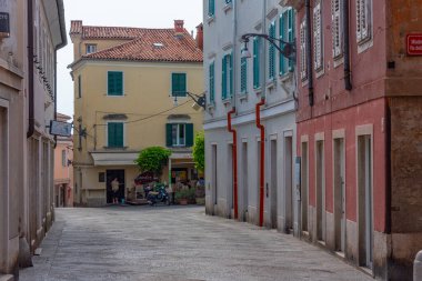 Koper, Slovenya, 23 Haziran 2023: Slovenya 'nın Koper kentinde renkli cadde