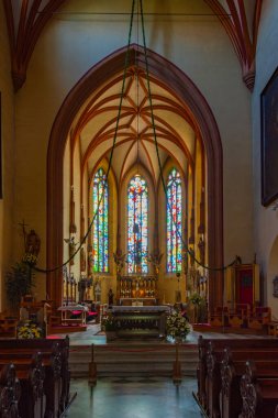 Maribor, Slovenya, 26 Haziran 2023: Slovenya 'nın Maribor kentinde bir Katolik kilisesinin içi