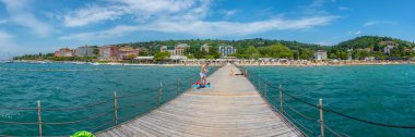 Portoroz, Slovenya, 23 Haziran 2023: Slovenya tatil beldesi Portoroz 'daki lüks oteller