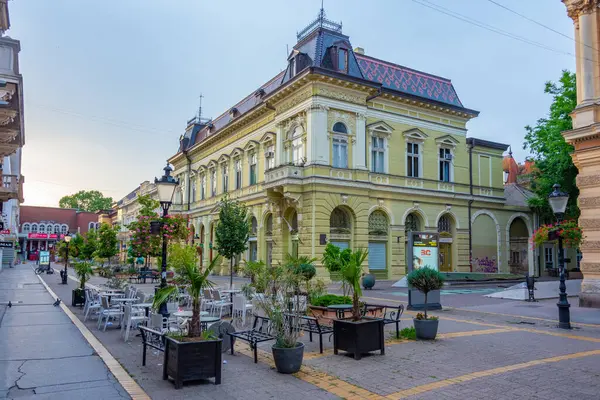 Subotica, Sırbistan, 25 Temmuz 2023: Sırp kenti Subotica 'nın merkezinde sokak