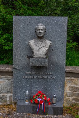 Dukla Geçidi, Slovakya, 15 Temmuz 2024: Slovakya 'daki Çekoslovak Ordusu Anıtı' ndaki Ludvik Svoboda anısına.