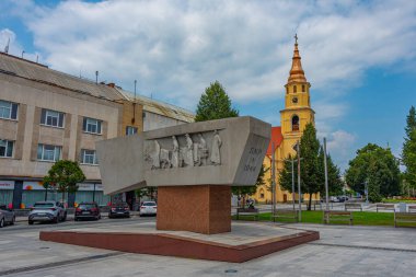 Zvolen, Slovakya, 17 Temmuz 2024: Slovakya 'nın merkezindeki Slovakya ulusal ayaklanmasının anıtı.