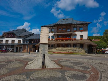 Stara Bystrica, Slovakya, 23 Temmuz 2024: Slovakya astrolojik saati Stara Bystrica, Slovakya.