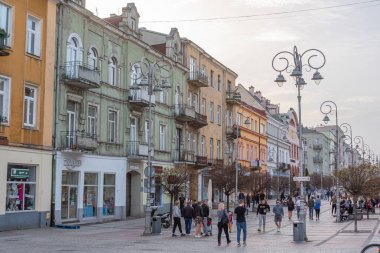 Kielce, Polonya, 30 Mart 2024: Henryka Sienkiewicza Caddesi, Kielce, Poland.IMAGE