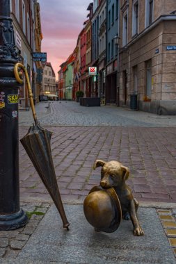 Torun, Polonya, 11 Ağustos 2024: Torun, Poland.IMAGE Filus Anıtı
