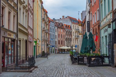 Torun, Polonya, 11 Ağustos 2024: Torun, Poland.IMAGE merkezindeki eski evler