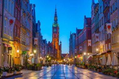 Gdansk, Polonya, 13 Ağustos 2024: Gdansk, Poland.IMAGE 'deki Dlugi Targ Meydanı' nın Gündoğumu