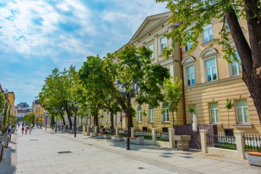 Rzeszow, Polonya, 21 Ağustos 2024: Rzeszow, Poland.IMAGE 'in merkezinde yaya caddesi
