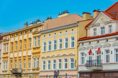 Rzeszow, Polonya, 21 Ağustos 2024: Rzeszow, Poland.IMAGE 'deki Rynek Meydanı' ndaki renkli evler