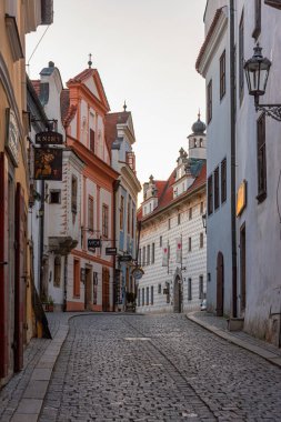 Cesky Krumlov, Çek Cumhuriyeti, 28 Nisan 2024: Çek Cumhuriyeti 'nin Cesky Krumlov merkezinin gün doğumu görünümü.