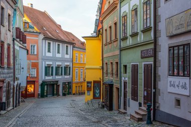 Cesky Krumlov, Çek Cumhuriyeti, 28 Nisan 2024: Çek Cumhuriyeti 'nin Cesky Krumlov merkezinin gün doğumu görünümü.