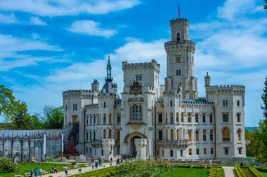 Hluboka nad Vltavou, Çek Cumhuriyeti, 28 Nisan 2024: Hluboka nad Vltavou Şatosu Çek Cumhuriyeti.