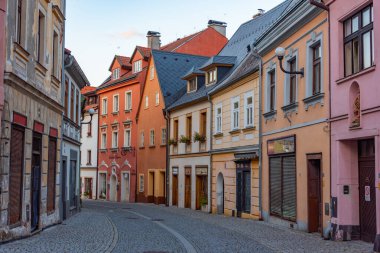 Madalyon, 7 Eylül 2024: Çek Cumhuriyeti 'nin merkezindeki renkli evler.