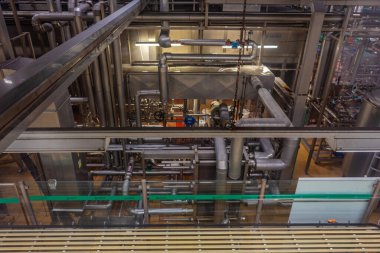 Pilsen, Çek Cumhuriyeti, 21 Eylül 2024: Pilsen, Çek Cumhuriyeti 'ndeki Pilsner Urquell bira fabrikasının içinde.