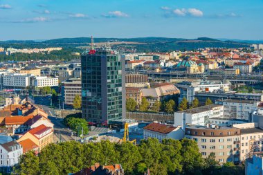 Pilsen, Çek Cumhuriyeti, 22 Eylül 2024: Çek Cumhuriyeti Pilsen şehir merkezinin panorama manzarası.