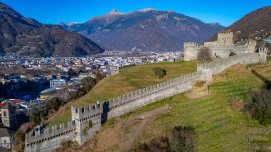 Castello di Montebello, Switzerland ile Bellinzona Panorama Manzarası.
