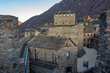 Castello di Montebello 'nun avlusu Bellinzona, Switzerland.