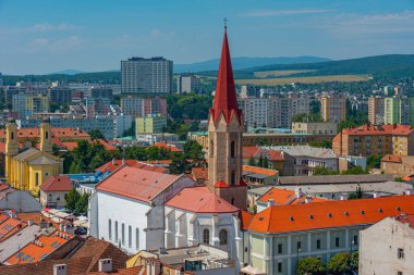 Dominik Kilisesi ile birlikte Slovakya 'da Bakire Meryem Varsayımı Panoraması.