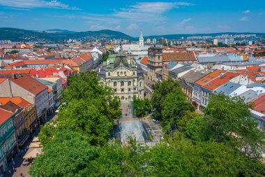 Slovakya 'nın Kosice kentindeki ulusal tiyatronun panorama manzarası.