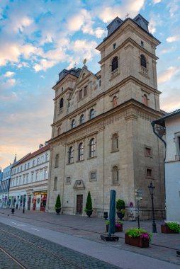 Slovakya, Kosice 'deki Kutsal Üçlemeci Katolik Kilisesi Düzenli Kilisesi Topları.