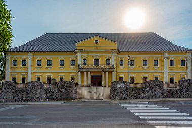 Slovakya 'daki Snina Sarayı Manzarası.