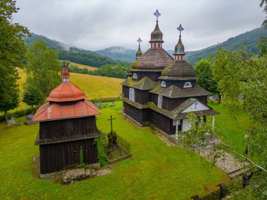 Tanrının Annesini Koruma Tapınağı, Nizny Komarnik, Slovakya.