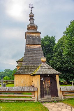 Ladomirova, Slovakya 'daki Aziz Mikail Kilisesi.