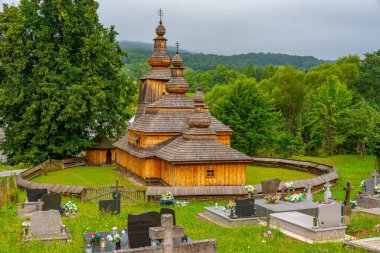 Meryem Ana 'nın Korunması Tapınağı, Mirola, Slovakya.