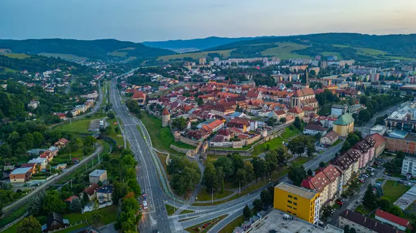 Slovakya 'da Bardejov' un günbatımı manzarası.