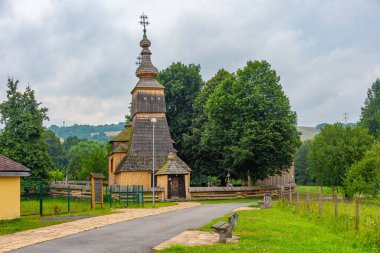 Ladomirova, Slovakya 'daki Aziz Mikail Kilisesi.