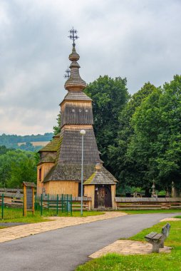Ladomirova, Slovakya 'daki Aziz Mikail Kilisesi.