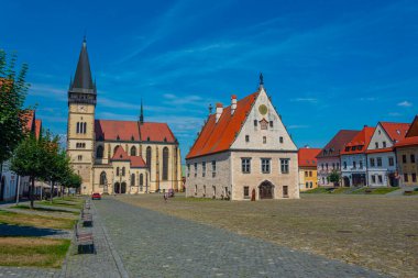 Bardejov, Slovakya 'da güneşli bir gün.