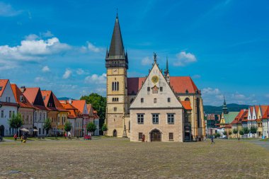 Bardejov, Slovakya 'da güneşli bir gün.