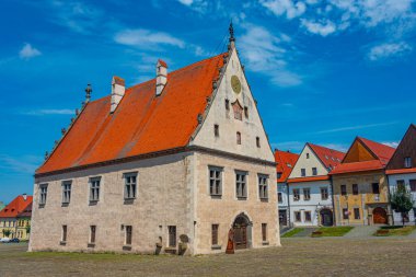 Bardejov, Slovakya 'da güneşli bir gün.