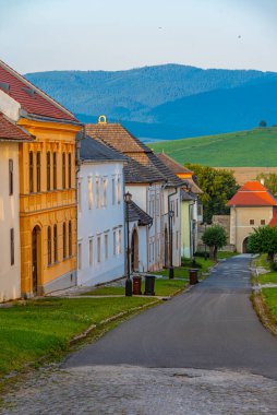 Slovakya 'da Spisska kapitülünün günbatımı görünümü.