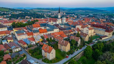 Levoca, Slovakya 'da günbatımı manzara.