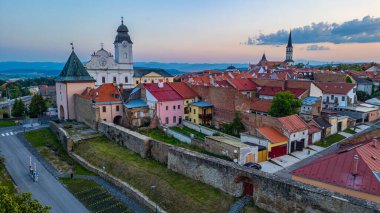 Levoca, Slovakya 'da günbatımı manzara.