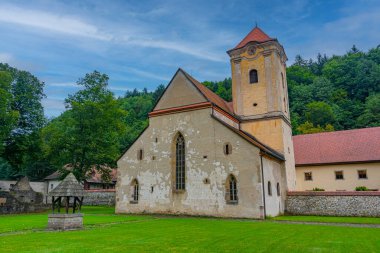 Slovakya 'daki Kızıl Manastır Manastırı Görüntüsü.