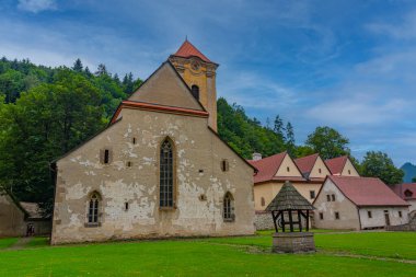 Slovakya 'daki Kızıl Manastır Manastırı Görüntüsü.