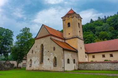 Slovakya 'daki Kızıl Manastır Manastırı Görüntüsü.