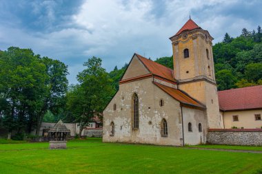 Slovakya 'daki Kızıl Manastır Manastırı Görüntüsü.
