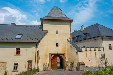 Kremnica, Slovakya 'daki Barbakan' ın alt kapısı.