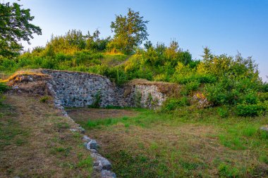 Slovakya 'daki Banska Stiavnica' daki Glanzenberg şatosunun kalıntıları.